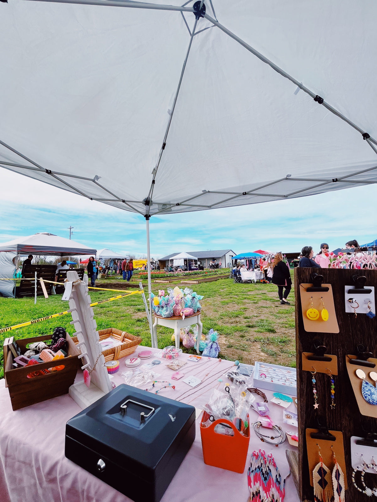 Behind the Booth: Getting Sav Bay Market Ready